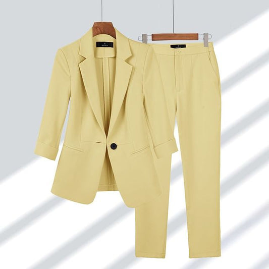 Chloé Elegant Blazer & Trouser Suit Set
